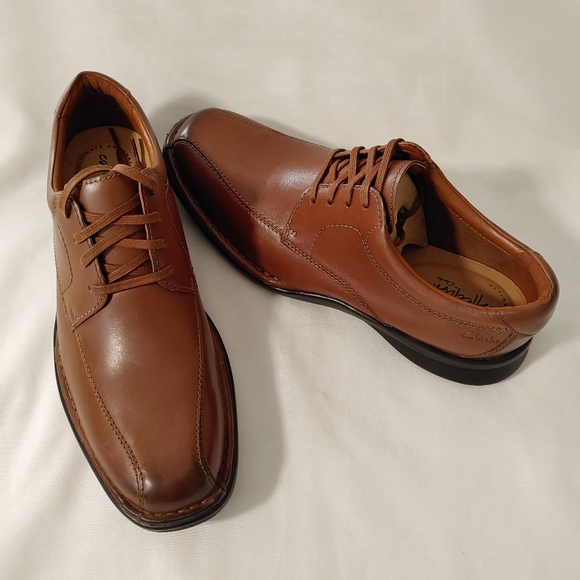 Clarks Other - Kempton Run, Clarks Men's oxford New shoes